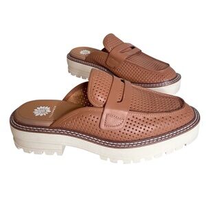 Yellow Box Sherlyn Mule Loafer in Almond Pink Faux Leather Womens Size 7.5